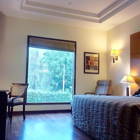 Hotel The Ocean Pearl Retreat Nueva Delhi Exterior foto