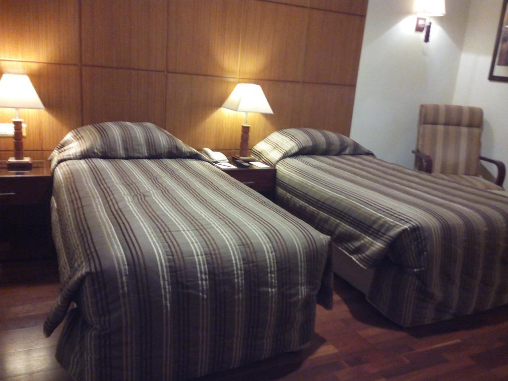 Hotel The Ocean Pearl Retreat Nueva Delhi Habitación foto